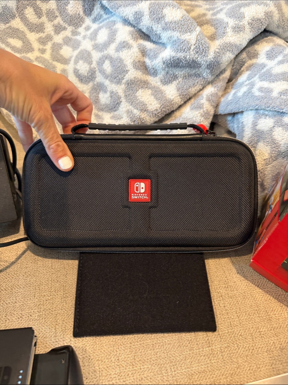 LIKE NEW Nintendo Switch with Neon Blue & Neon Red Joy‑Con and Accessories - Picture 4 of 9